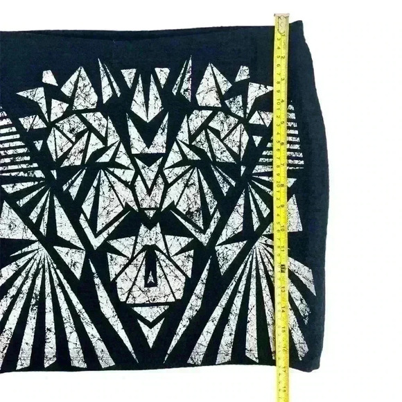 Vero Moda  Silver Black Mini Skirt size M Sparkly Geometric design 90s Y2k Party - Picture 10 of 14